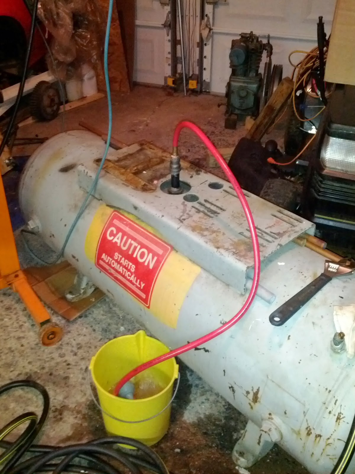 air compressor tank hydrostatic test